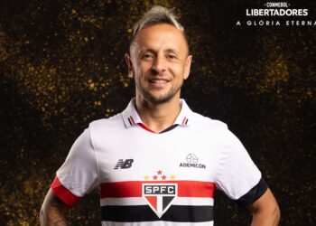 Créditos: @r_13official