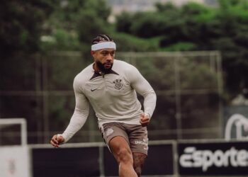 Créditos: @ memphisdepay