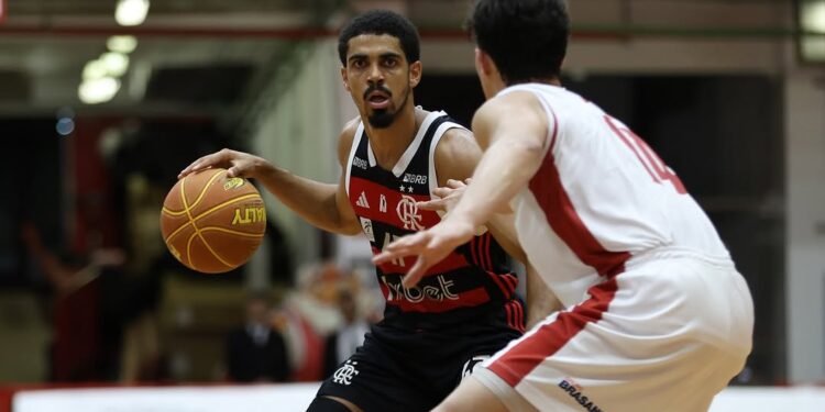 Imagem entre jogo de Flamengo e Paulistano - Fonte: @timeflamengo