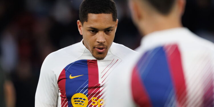 Vitor Roque pode voltar ao Barcelona?