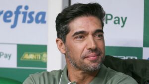 Abel Ferreira, técnico do Palmeiras, está na mira do Sporting