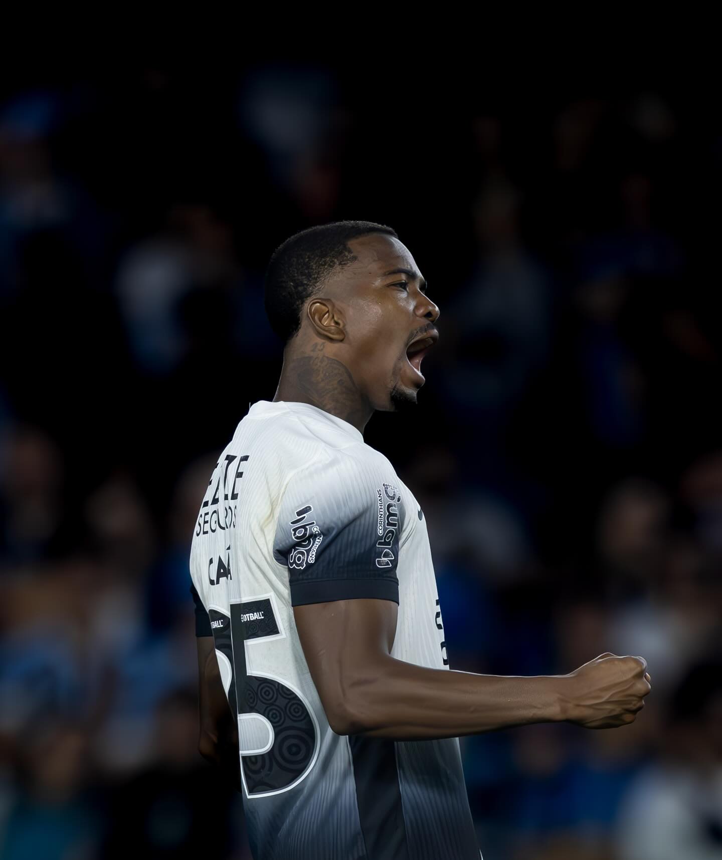 Cacá zagueiro do Corinthians - Fonte: @cacazagueiro