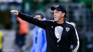 Técnico Cuca comandando o Atlético-MG em 2021