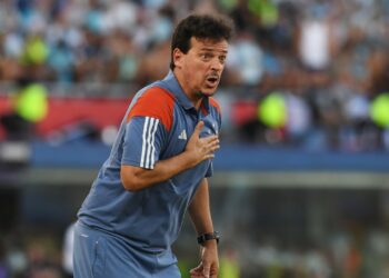 Fernando Diniz, técnico do Cruzeiro.