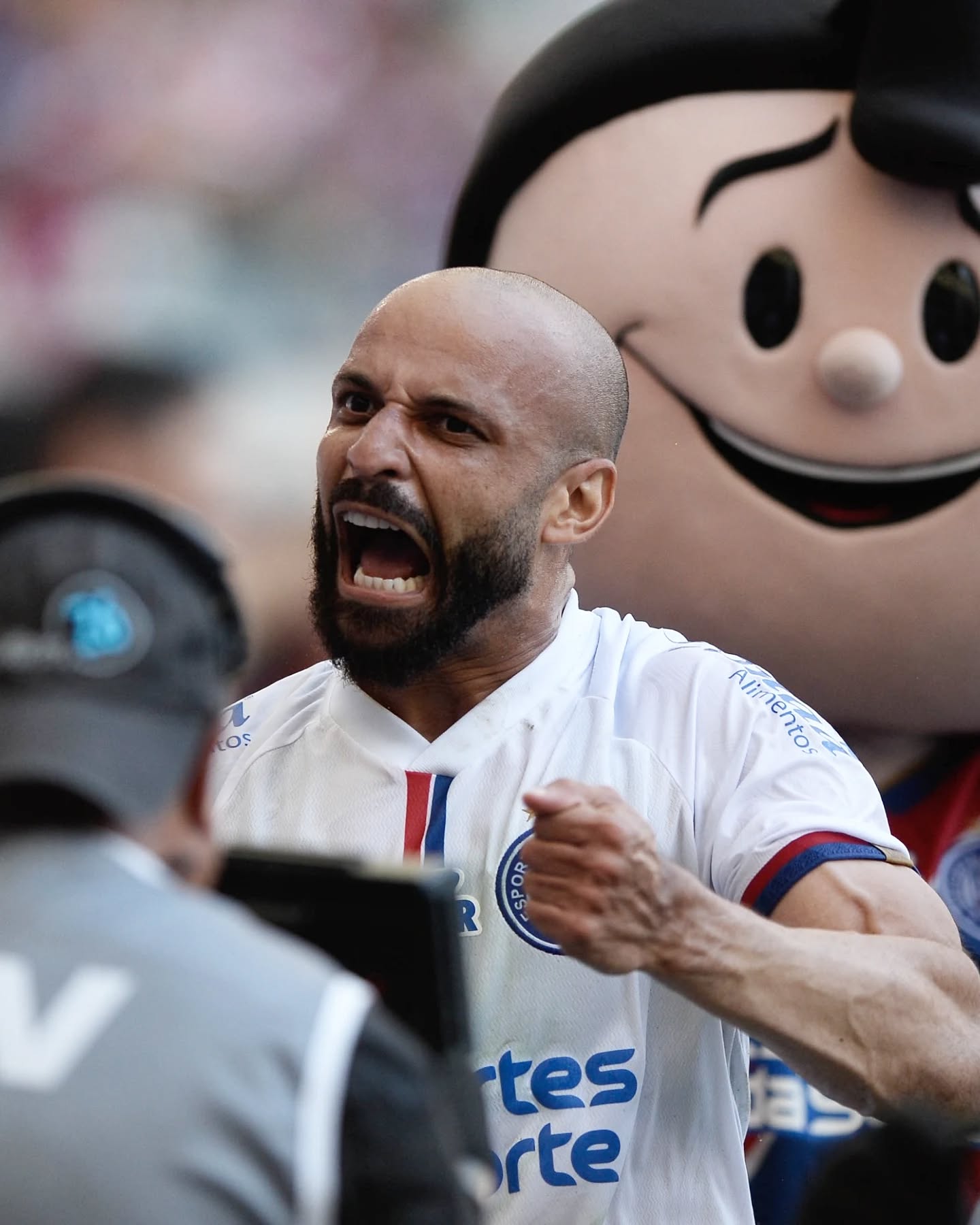 Thaciano no Bahia - Fonte: @ecbahia