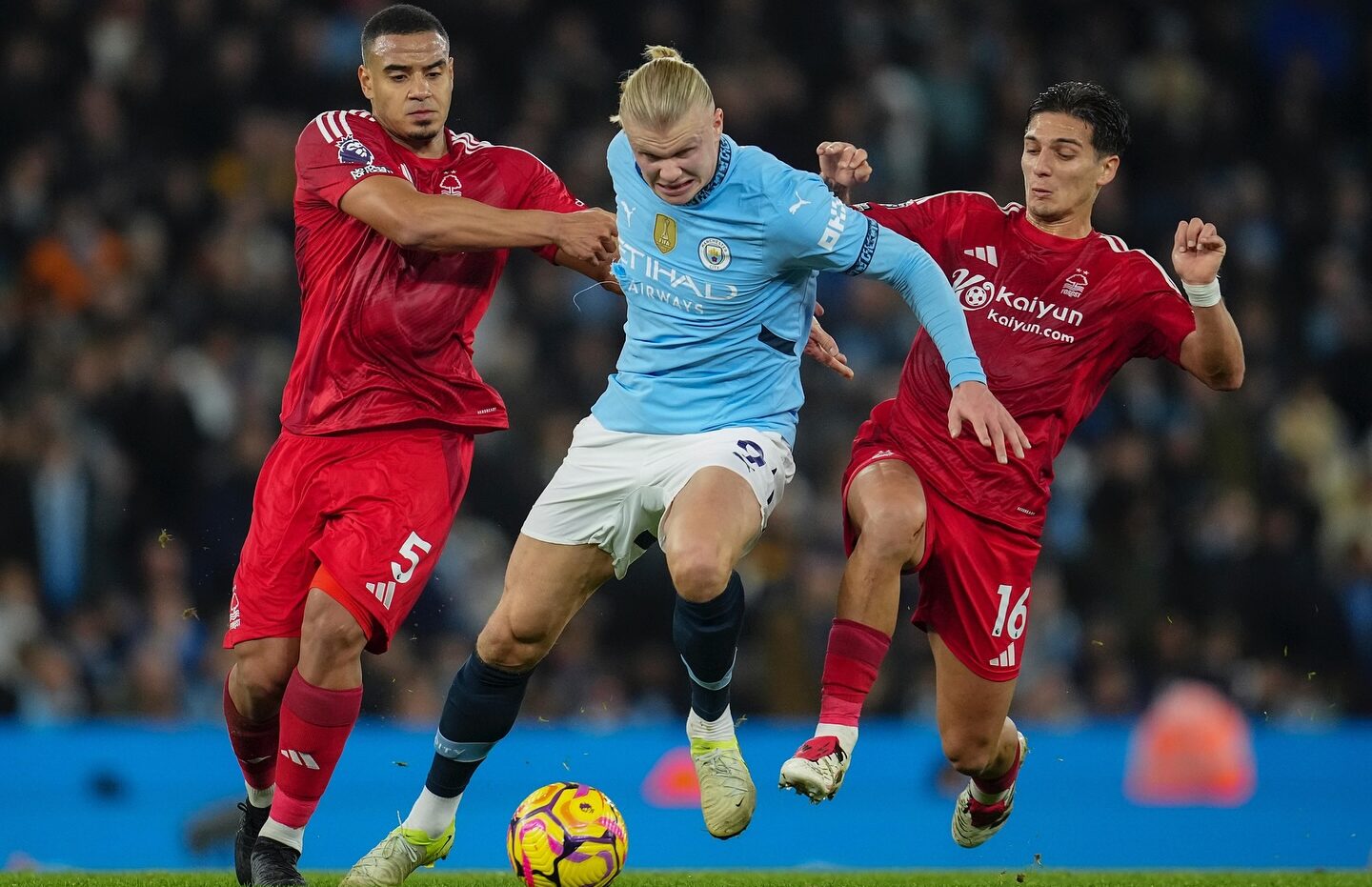 Imagem do jogo entre Manchester City e Nottingham Forest - Fonte: @erling