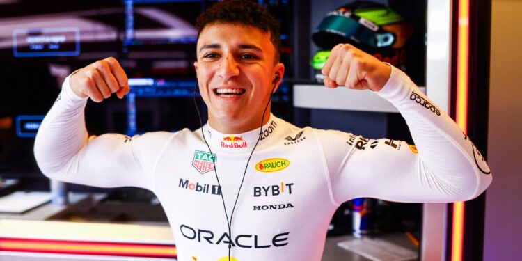 Isack Hadjar, novo piloto da VCARB.