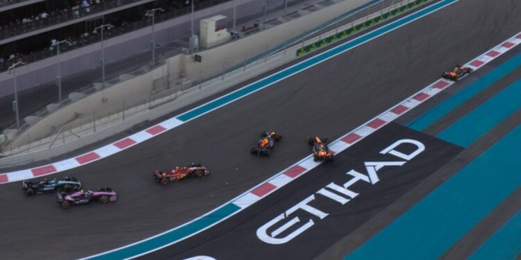 Acidente durante corrida de Abu Dhabi - Fonte: @f1