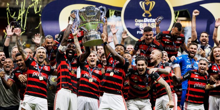 Flamengo terminou o quinto ano consecutivo na liderança do ranking da CBF