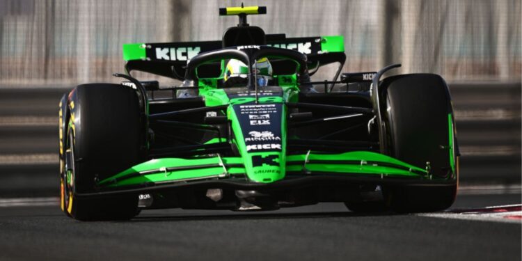Gabriel Bortoleto em ação pela Sauber nos testes da F1
