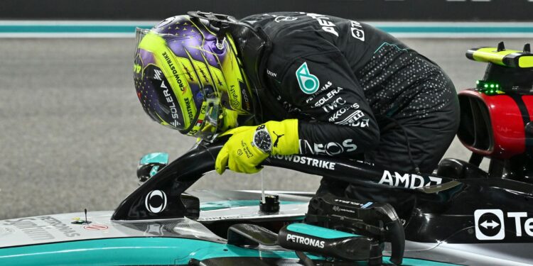 Lewis Hamilton em sua despedida com a Mercedes.