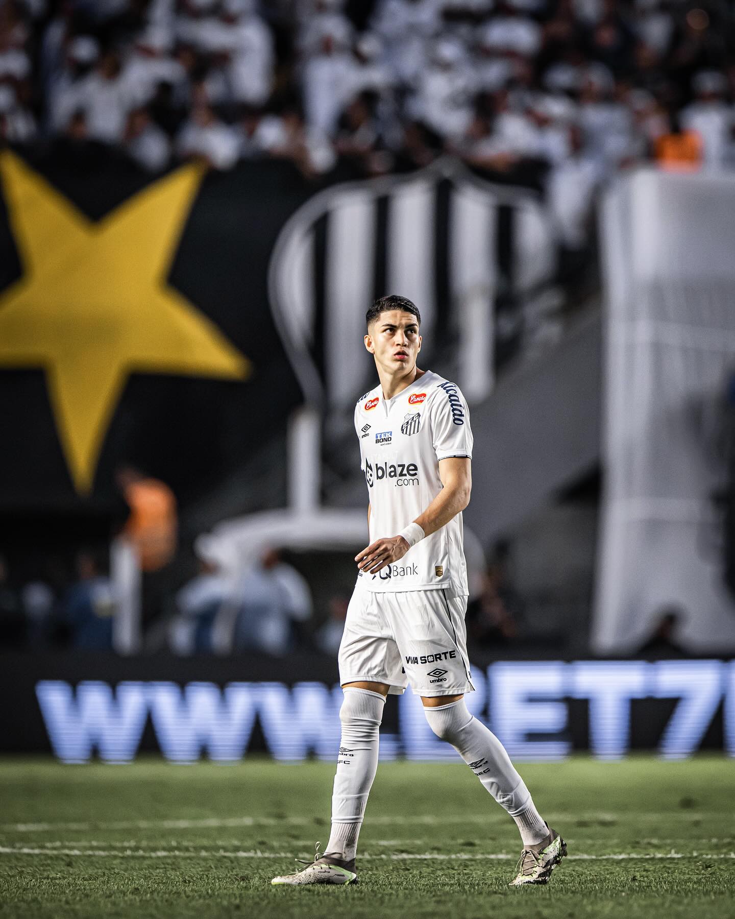 Jair atuando pelo Santos - Fonte: @jaircunhaa