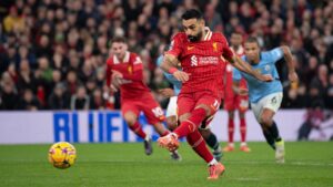 Liverpool vence Manchester City na Premier League.