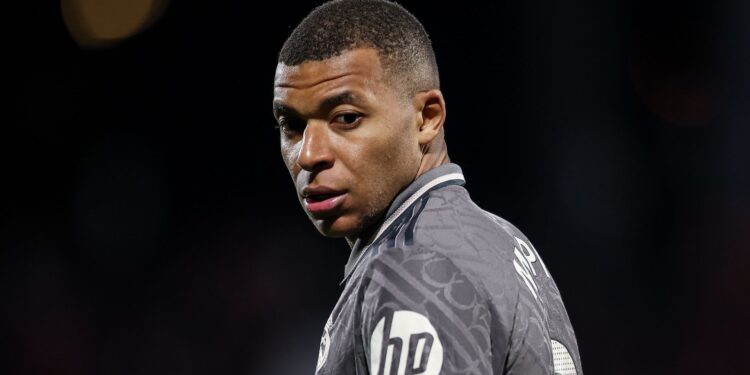 Mbappé tem suposto caso de estupro arquivado