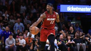 Bam Adebayo, pivô do Miami Heat.