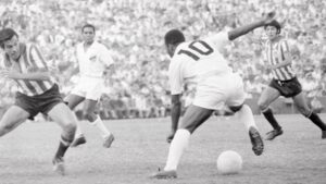 Pelé com a camisa 10.