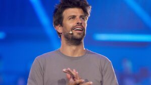 Piqué, ex-Barcelona e investidor no futebol global.