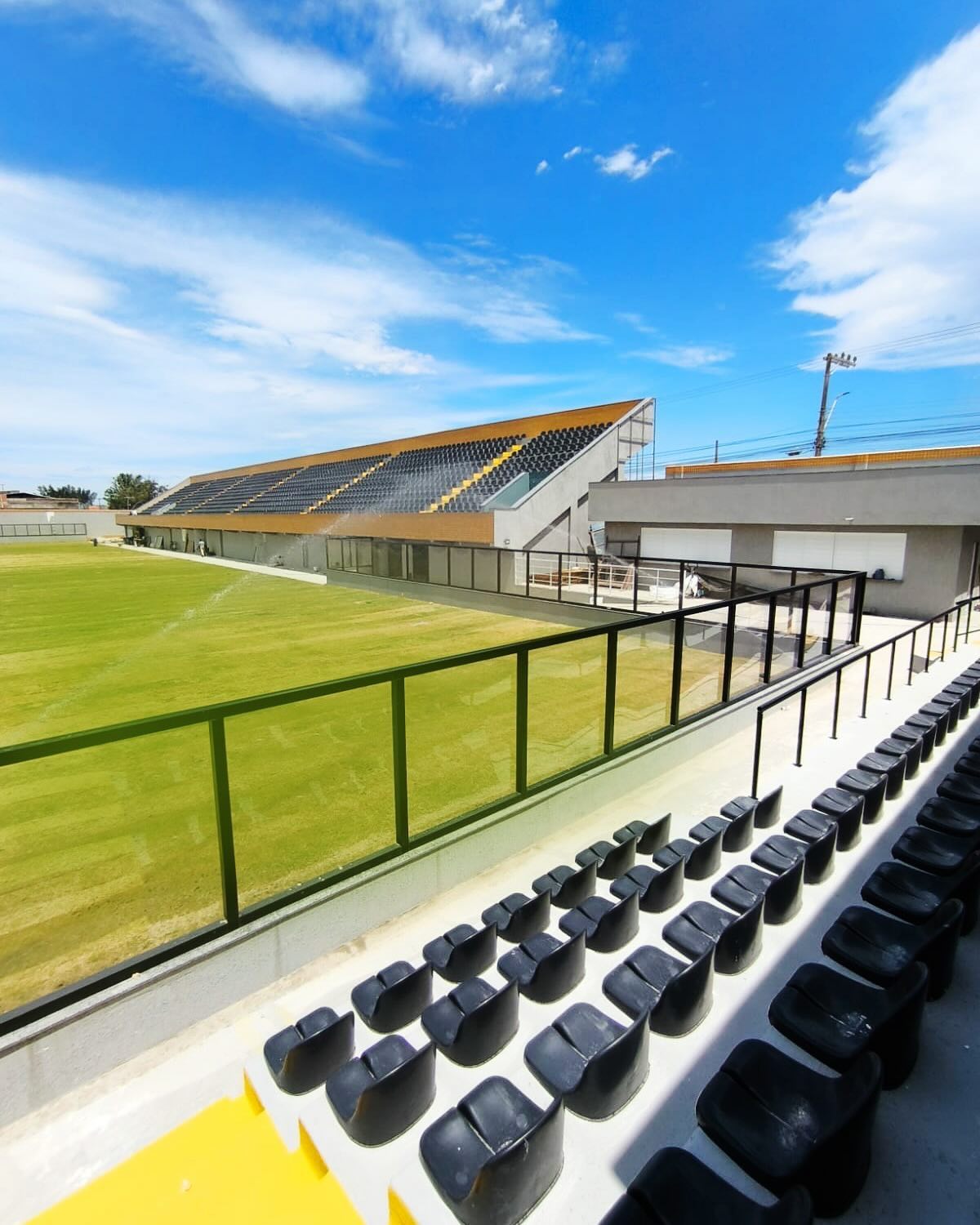 O Estádio Milésimo Gol Rei Pelé - Fonte: @prefeitura_de_araruama