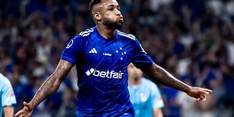 Rafa Silva comemorando gol pelo Cruzeiro - Fonte: @rafasilva92