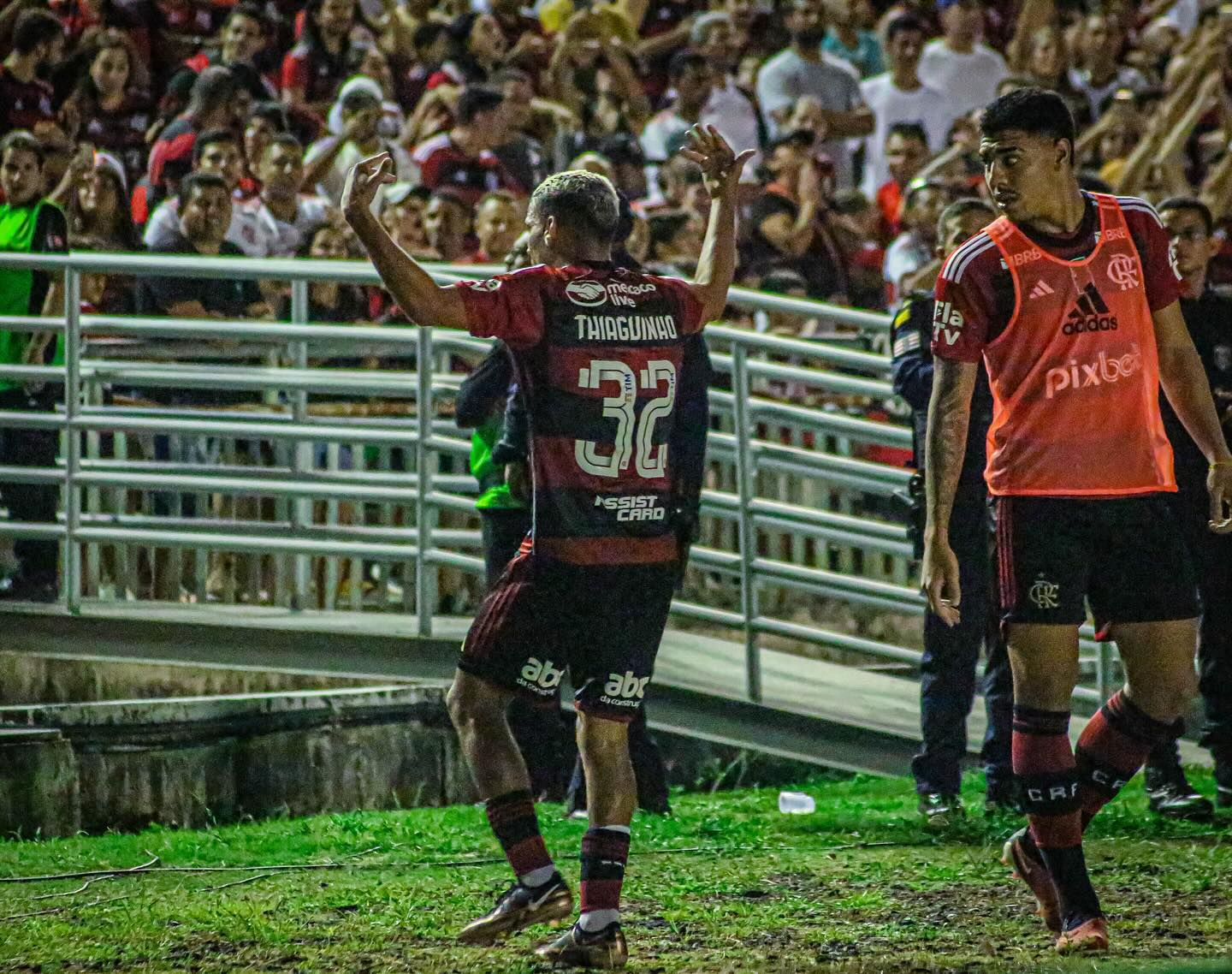 Thiaguinho comemorando pelo Flamengo - Fonte: @thiago.fernandes_01