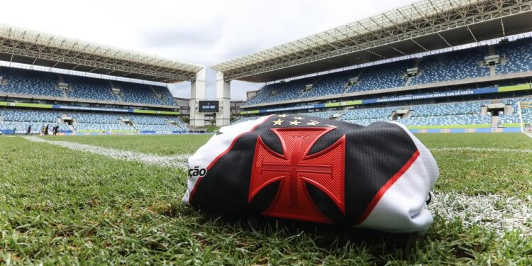 Vasco busca soluções para reforçar o ataque em 2024