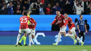 Milan vence Inter de Milão de virada e conquista título da Supercopa da Itália
