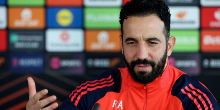 Ruben Amorim, treinador do Manchester United, durante entrevista coletiva