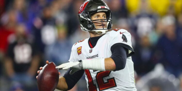 Tom Brady, ex-quarterback, atuando pelo Tampa Bay Buccaneers