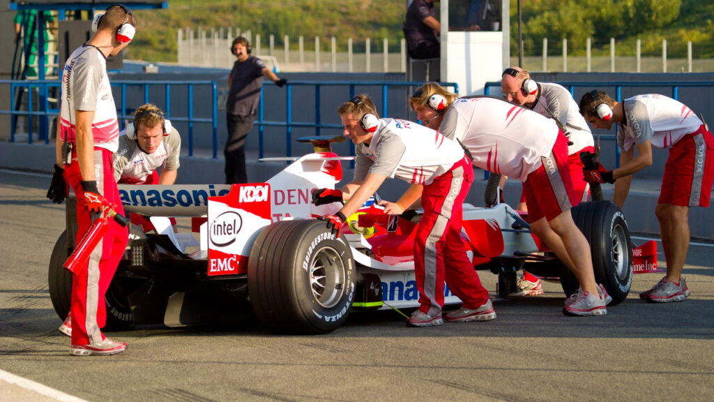 GP de Mônaco com mais pit-stops? Ideia inusitada gera críticas!