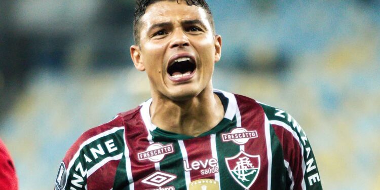 Por Que Thiago Silva Rejeitou a Premier League e Escolheu o Fluminense?