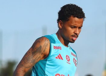 Allan treinando pelo Flamengo - Fonte: @allan_.souza