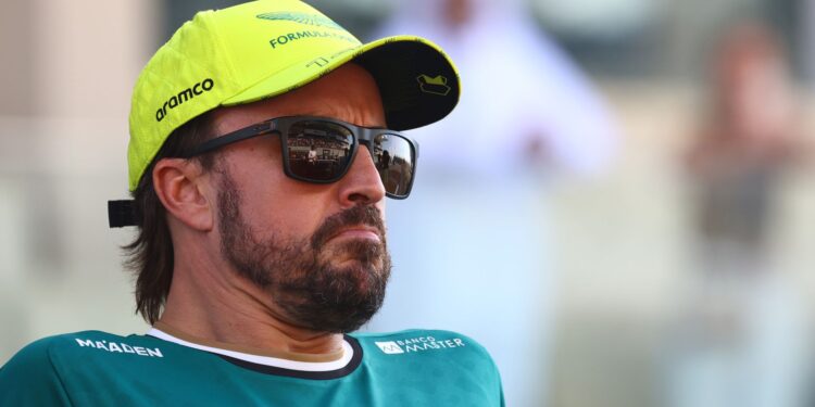 Fernando Alonso se preparando para o GP de Abu Dhabi, último GP de 2024