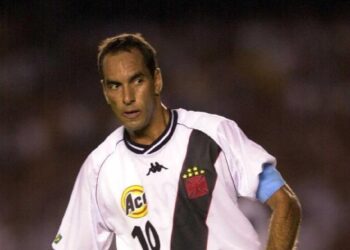 Edmundo pelo Vasco - Fonte: @edmundosouza10