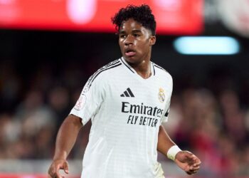 Endrick em ação pelo Real Madrid, contra a Deportiva Minera