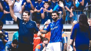 Bruno Henrique revela que se distanciou de Gabigol após despedida de um ex do Flamengo