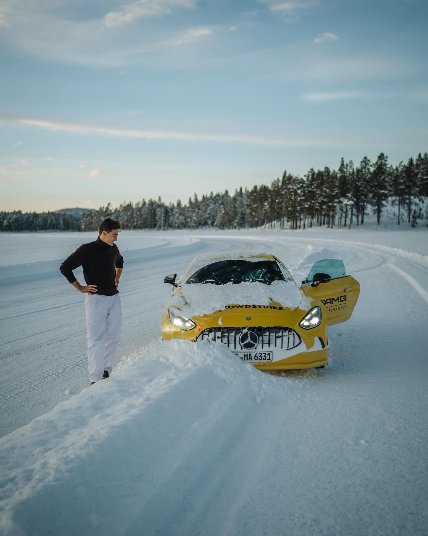 Russel após bater o carro - Fonte: @georgerussell63