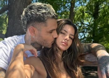 Icardi posou junto com a atriz China Suárez, seu novo affair