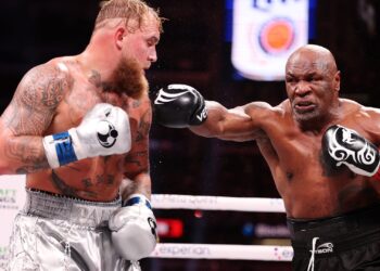 Jake Paul e Mike Tyson.
