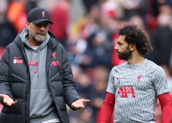 Klopp e Salah no Liverpool.