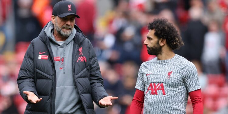 Klopp e Salah no Liverpool.