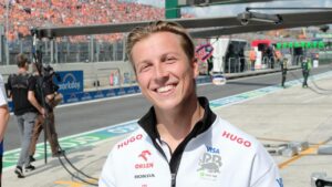 Max Verstappen exalta o crescimento de Liam Lawson na Red Bull e gera grandes expectativas