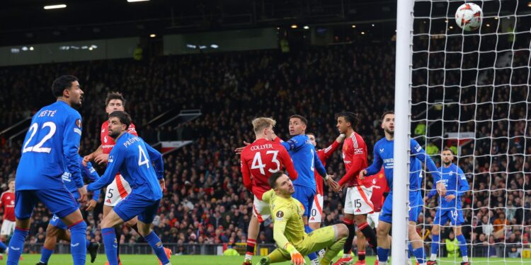 Manchester United x Rangers: Red Devils buscam vitória na Europa League com gol contra