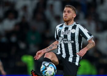 Gustavo Cuéllar no futebol árabe.