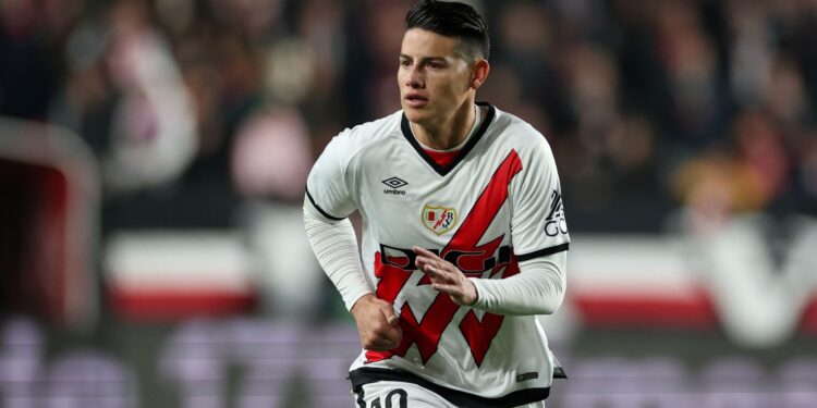 James Rodríguez envolvido no mercado da bola.