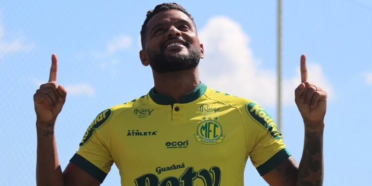 Reinaldo no Mirassol - Fonte: @mirassolfc