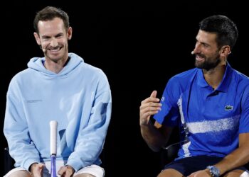 Andy Murray e Novak Djokovic juntos nas prévias do Australian Open
