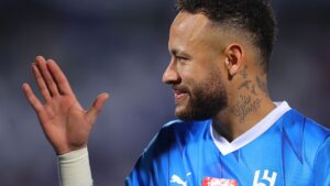 Neymar se despede do Al Hilal.