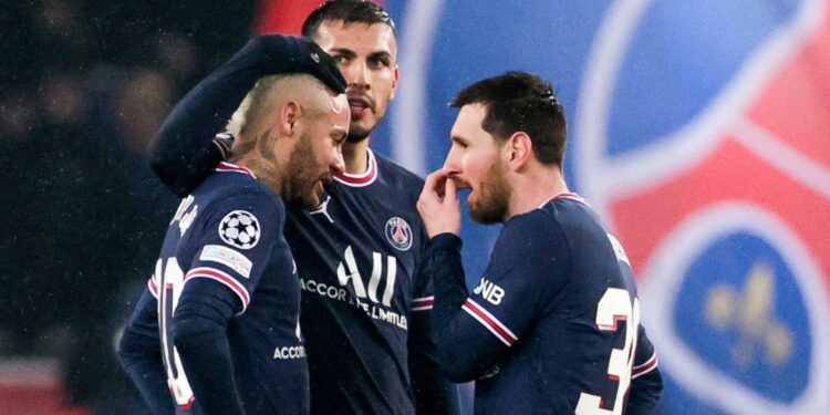 Neymar, Messi e Leandro Paredes, alvo do Santos na janela de transferências