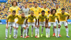 Neymar, Oscar, Hulk, David Luiz, Thiago Silva e Luiz Gustavo, todos juntos novamente no futebol brasileiro