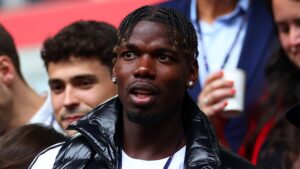 Paul Pogba acompanhando jogo entre França e Bélgica, na Euro 2024